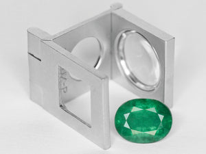 8800203-oval-intense-green-aigs-zambia-natural-emerald-7.90-ct