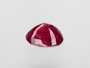 8800451-oval-rich-pinkish-red-igi-burma-natural-ruby-1.94-ct