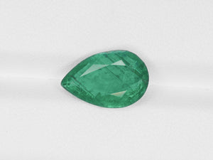 8800564-pear-leaf-green-zambia-natural-emerald-3.69-ct