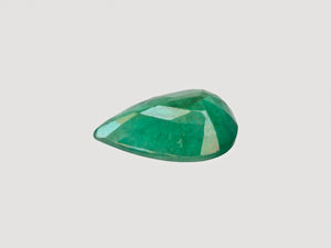 8800565-pear-leaf-green-zambia-natural-emerald-3.18-ct