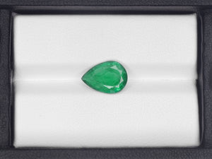 8800566-pear-intense-green-zambia-natural-emerald-2.12-ct