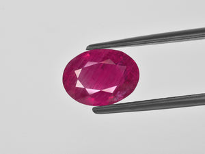 8800988-oval-rich-pinkish-red-grs-burma-natural-ruby-4.57-ct