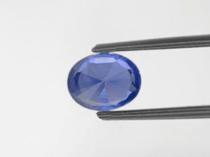 8800510-oval-velvety-cornflower-blue-grs-sri-lanka-natural-blue-sapphire-3.10-ct