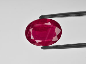 8801068-oval-pigeon-blood-red-grs-igi-mozambique-natural-ruby-4.14-ct