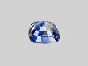 8801936-cushion-intense-royal-blue-&-colorless-bi-color-grs-kashmir-natural-blue-sapphire-3.59-ct