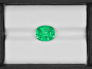 8801281-oval-fiery-vivid-intense-green-grs-ethiopia-natural-emerald-3.56-ct