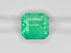 8801308-octagonal-lustrous-green-grs-colombia-natural-emerald-5.81-ct