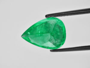 8801284-pear-fiery-intense-green-grs-colombia-natural-emerald-5.61-ct