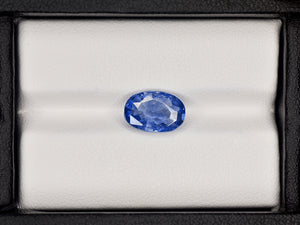 8801885-oval-medium-blue-gia-kashmir-natural-blue-sapphire-3.79-ct