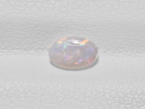 8801426-cabochon-light-grey-with-multi-color-flashes-igi-australia-natural-white-opal-0.26-ct