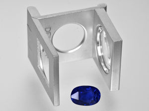 8801354-oval-rich-intense-royal-blue-ink-blue-grs-sri-lanka-natural-blue-sapphire-3.05-ct