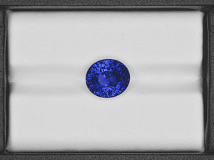 8801888-oval-fiery-rich-royal-blue-gia-kashmir-natural-blue-sapphire-5.76-ct