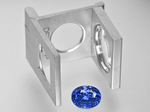 8801890-oval-lively-royal-blue-gia-kashmir-natural-blue-sapphire-5.23-ct