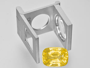 8801956-cushion-fiery-vivid-yellow-grs-sri-lanka-natural-yellow-sapphire-13.37-ct