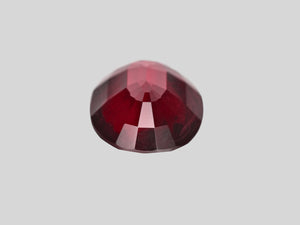 8802046-oval-pigeon-blood-red-igi-madagascar-natural-ruby-4.10-ct