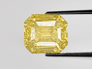 8802948-octagonal-lustrous-intense-yellow-sri-lanka-natural-yellow-sapphire-12.16-ct