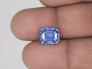 8802953-octagonal-lustrous-violetish-blue-sri-lanka-natural-blue-sapphire-6.87-ct