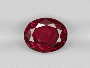 8803008-oval-pigeon-blood-red-india-natural-ruby-4.69-ct