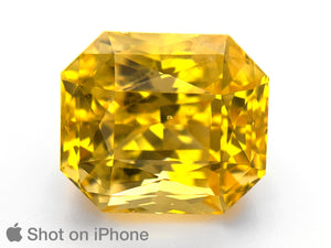 8803194-octagonal-fiery-intense-vivid-yellow-grs-sri-lanka-natural-yellow-sapphire-15.10-ct